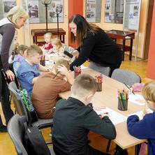 Ferie w muzeum. Zajęcia o różnej tematyce