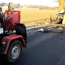 Droga zablokowana. Wezwano śmigłowiec LPR <font color=