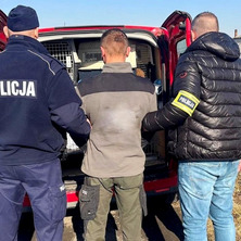 Znęcali się nad psami? Dwaj mężczyźni usłyszeli zarzuty